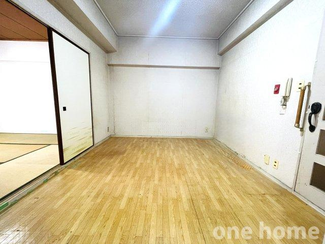 シャトー新大阪の居間・リビング|◆LDK約8.8帖です！
◆リフォーム前提でご検討ください！