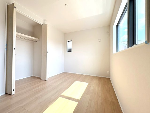 タマタウン　関市巾1丁目（倉知小Ⅲ）　全5区画分譲の収納|床下収納は、デッドペースをうまく活かして収納場所を増やしています。