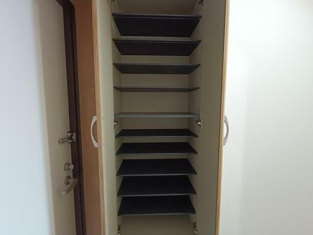 アスコット新田東の収納