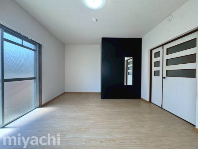 徳島市住吉３丁目の賃貸マンションの内装