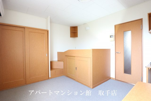 レオパレスメルベーユの居間・リビング