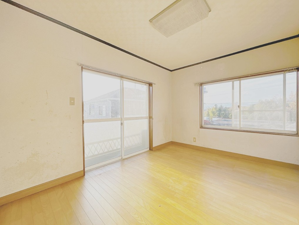 中古戸建　富士宮市小泉　の居間・リビング