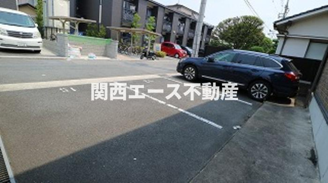【駐車場】 | ヴィラージュD棟