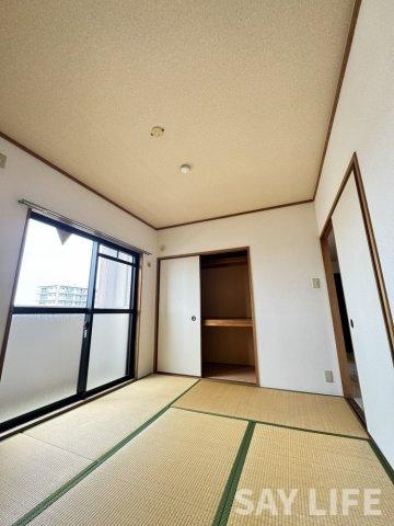 カーサフィオーレ弐番館の収納