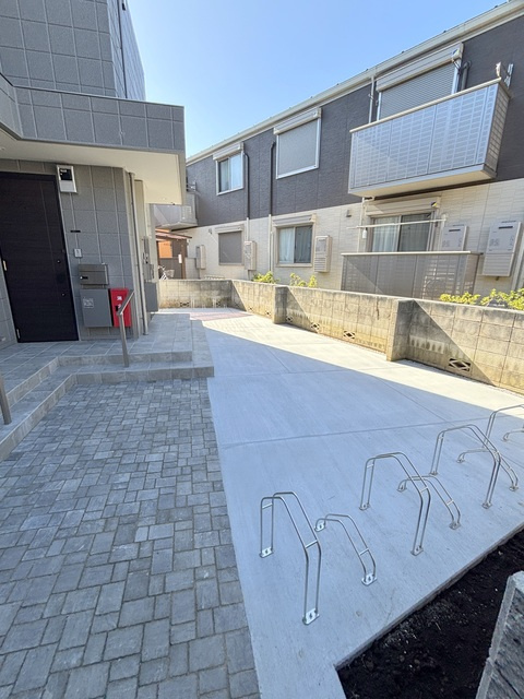 メゾン樹Ⅱのその他共用部分|★敷地内駐車場★