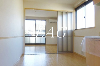 【居間・リビング】 | ペディコート東宮下壱番館 | 洋室のお部屋です。