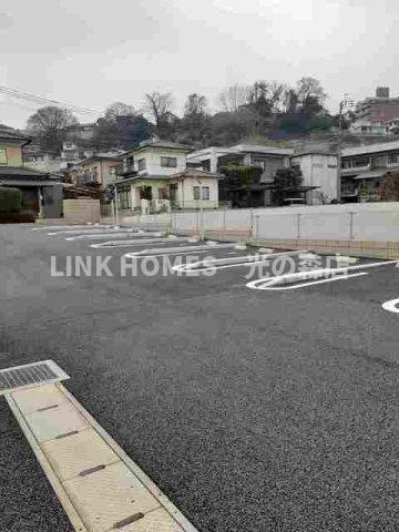熊本市北区津浦町のアパートの駐車場|車をお持ちの方に嬉しい駐車場付きの物件です