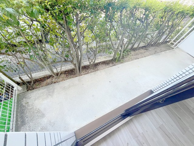 住吉コーポの庭