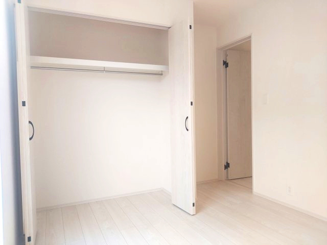宝塚市光ガ丘2丁目新築一戸建ての洋室|2階洋室約5帖