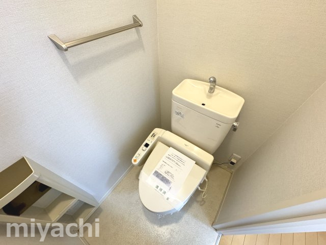 シャーメゾン南沖洲のトイレ