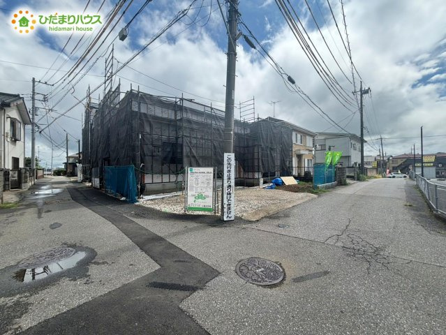 野田市中野台02期　新築戸建　2号棟の前面道路含む現地写真|接道：北西側4ｍ市道・南西側4ｍ市道