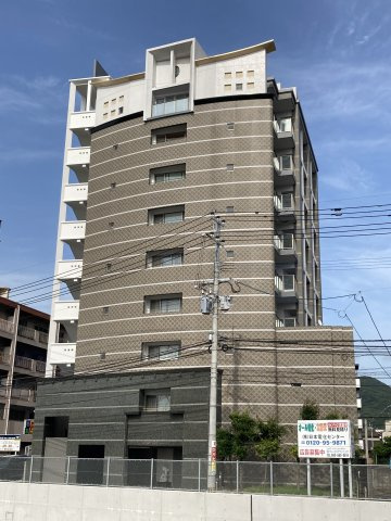 ピュアライフ砂津の外観