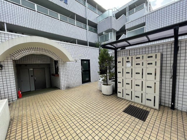 【エントランス】 | ハイシティ表参道