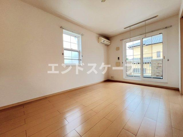 穂積Ⅰの居間・リビング|高崎、前橋のお部屋探しはエンドスケープまで！お客様の理想お聞かせ下さい♪