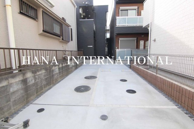 グレイス南行徳の駐車場