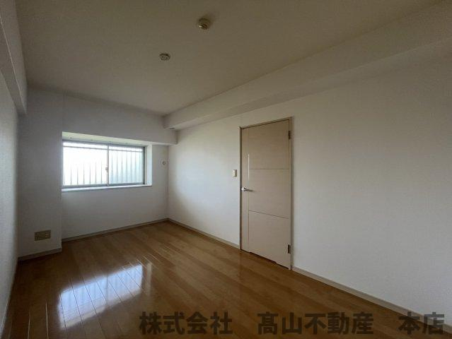 ルシオーレの洋室