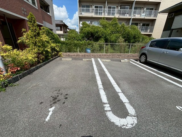 ひまわりⅠの駐車場