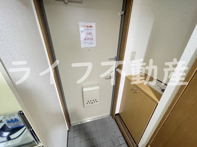 アベニューリップル長田Ⅱの玄関|シンプルで使いやすい玄関です
