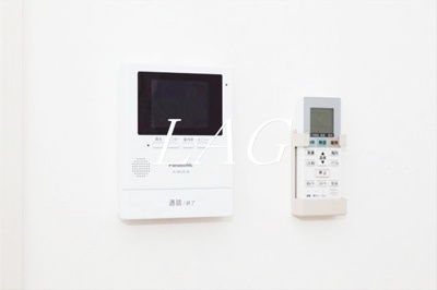 【セキュリティ】 | Casa K | モニター付きインターフォンです。