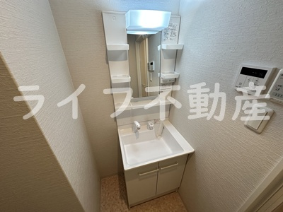 SFIDA森ノ宮の独立洗面台|独立洗面化粧台が付いています