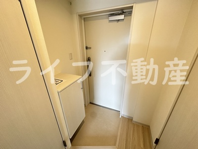SFIDA森ノ宮の玄関|収納もある玄関です