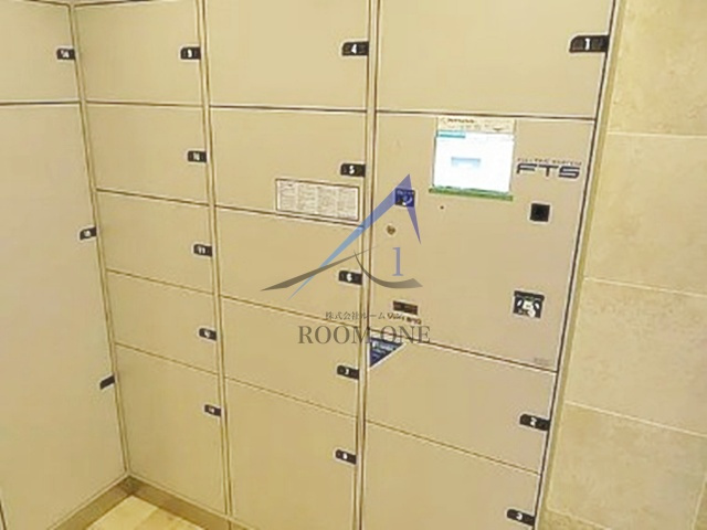 リヴシティ綾瀬WESTのその他共用部分|宅配ボックスです。