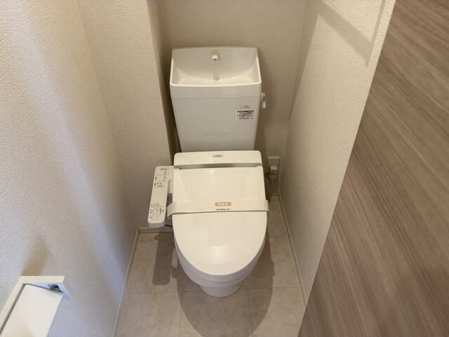 ワイズフラッツーＤのトイレ