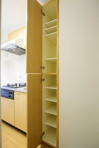エクセリア芝大門の収納