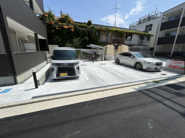 ジーメゾンエトワール和泉大宮の駐車場