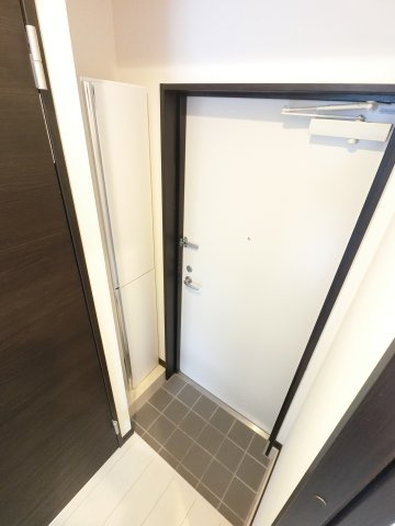 ＲＩＫＡＯＮ船橋湊町の玄関