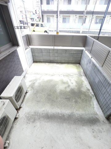 ＲＩＫＡＯＮ船橋湊町のバルコニー