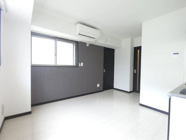 ＲＩＫＡＯＮ船橋湊町の居間・リビング