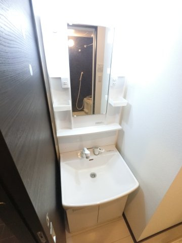 ＲＩＫＡＯＮ船橋湊町の独立洗面台