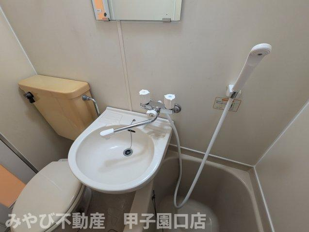 パレラフィネ甲子園口の洗面所