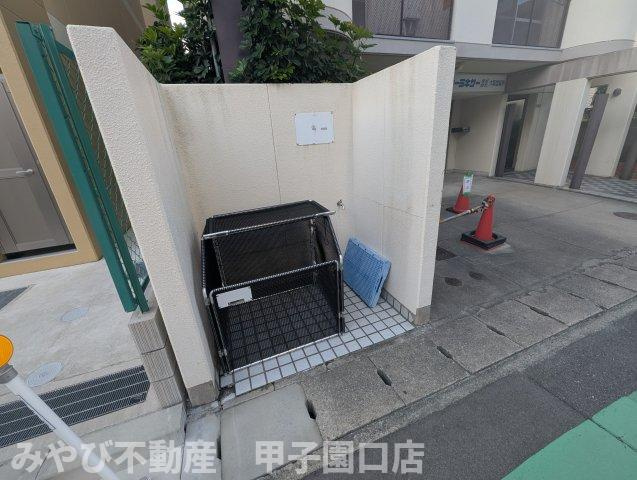 パレラフィネ甲子園口のその他
