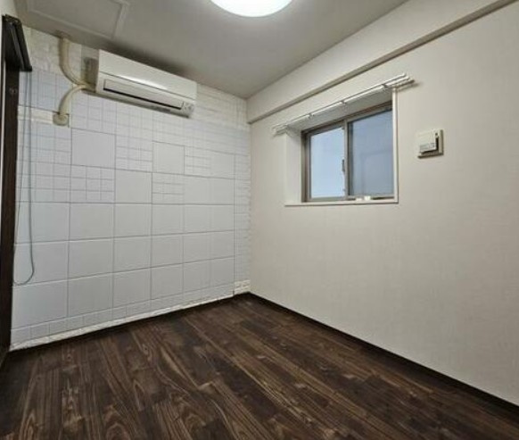 プレサンスロジェ志賀本通の子供部屋|独立した居室なのでプライベートな時間をゆったり過ごせそうです。