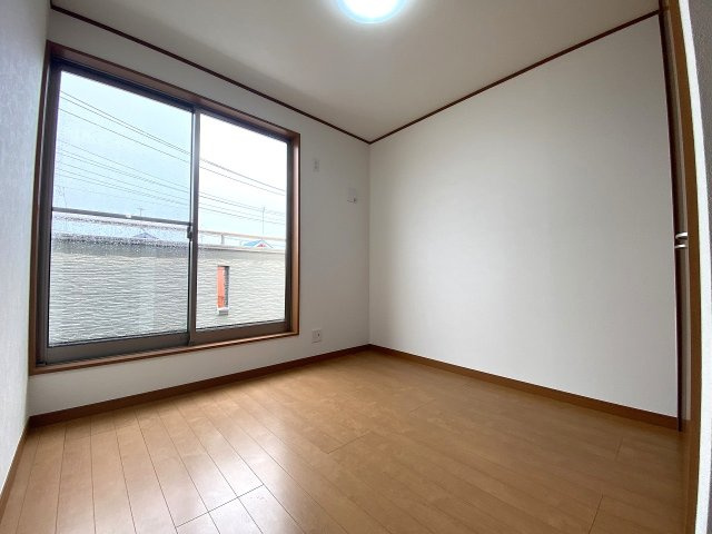 戸建 上尾市大字瓦葺の寝室|洋室4.5帖　間取り図2階真ん中の部屋