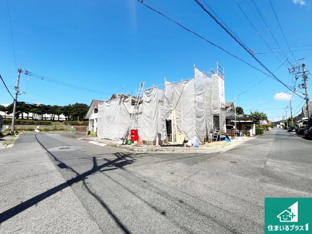野洲市三上　第1期　新築一戸建ての前面道路含む現地写真|現在の進捗状況です！順調に作業進行中、完成が待ち遠しいです！詳細の間取り等、お気軽にお問い合わせください！