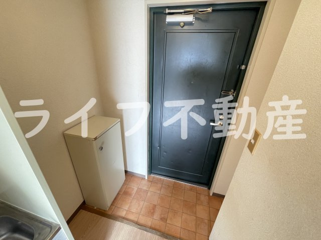 インテリジェントマンション・エソールの玄関|明るい玄関です