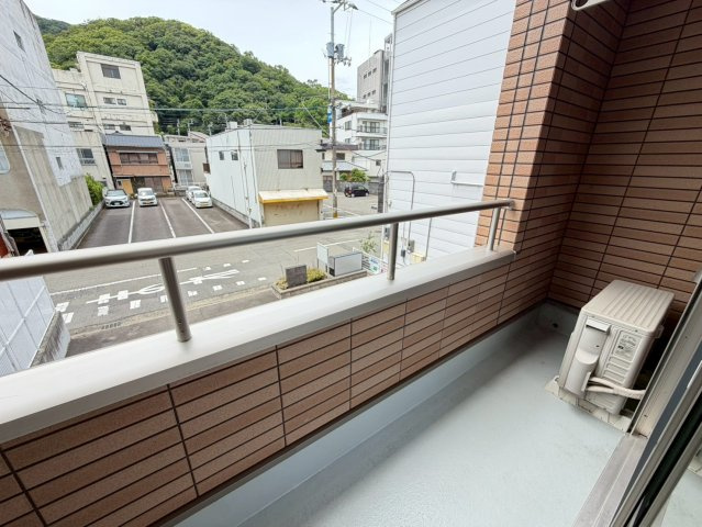 コロレ　西新町のバルコニー