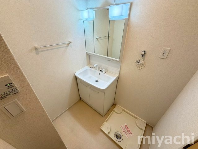 コロレ　西新町の洗面所