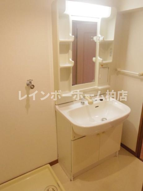 特典：仲介手数料が無料です!!の設備|室内洗濯機置き場です