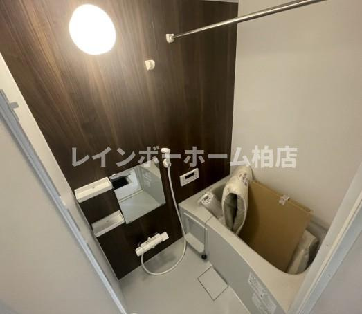 特典：仲介手数料が無料です!!の浴室|コンパクトで使いやすいお風呂です
※同物件、他部屋の参考写真になります