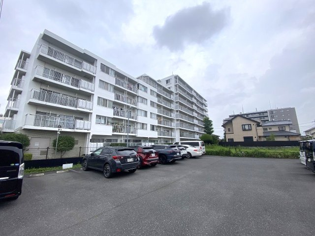 ハイツ越谷の外観|外観
