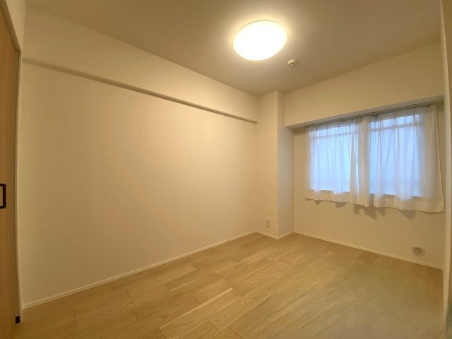 ハイツ越谷の洋室|洋室4.9帖　間取り図左上の部屋