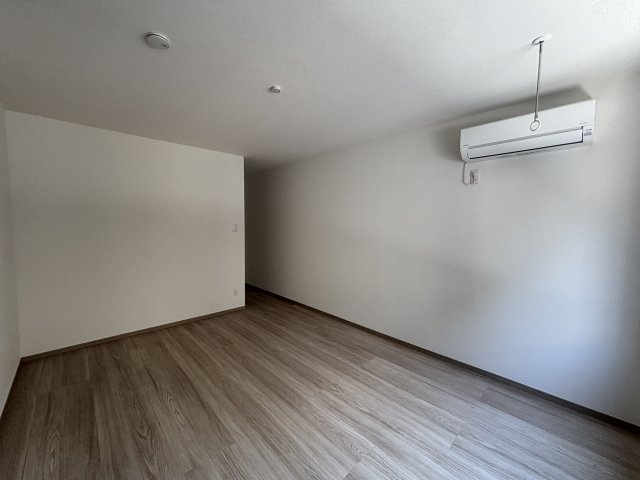 正和FORTの洋室