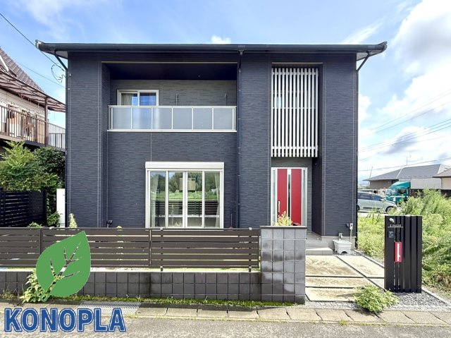 【中古戸建】高崎市金古町の外観|■外観｜ここから始まる「日常」はご家族にとってかけがえのない時間となります。少しでも豊かに、快適に。