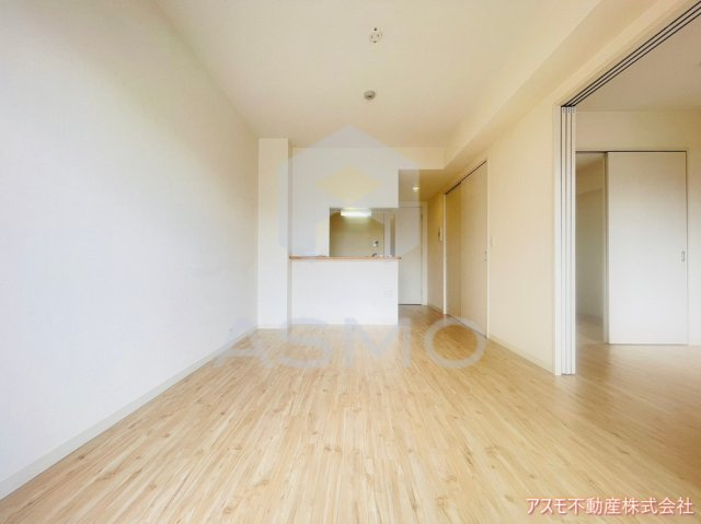 【居間・リビング】 | アール・オーハイム松崎町 | 同マンション別部屋　参考写真
