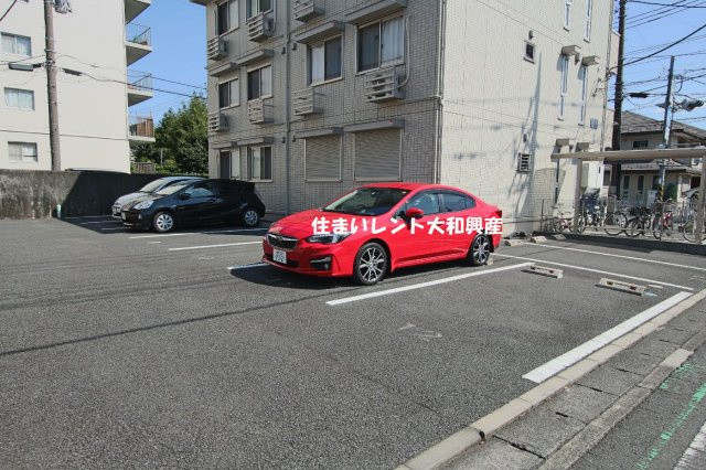 ソシアAの駐車場