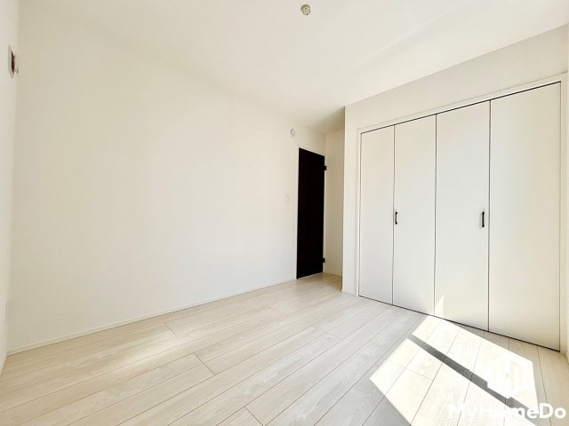 守山区村合町の洋室
